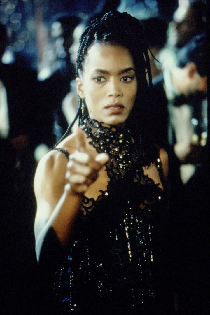Star Transformation: Angela Bassett