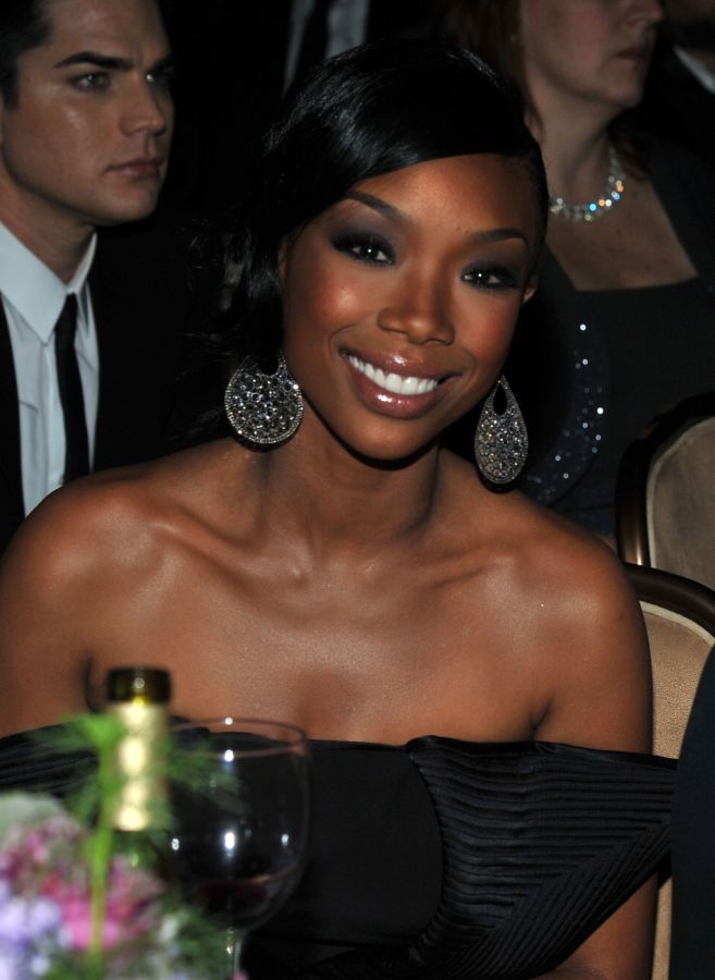 Clive Davis And The Recording Academy's 2012 Pre-GRAMMY Gala And Salute To Industry Icons Honoring Richard Branson - Roaming Inside