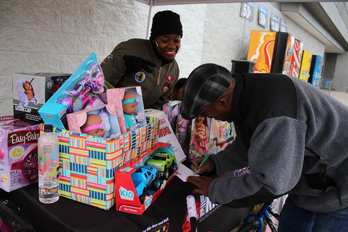 Radio One Richmond Toy Drive 2018