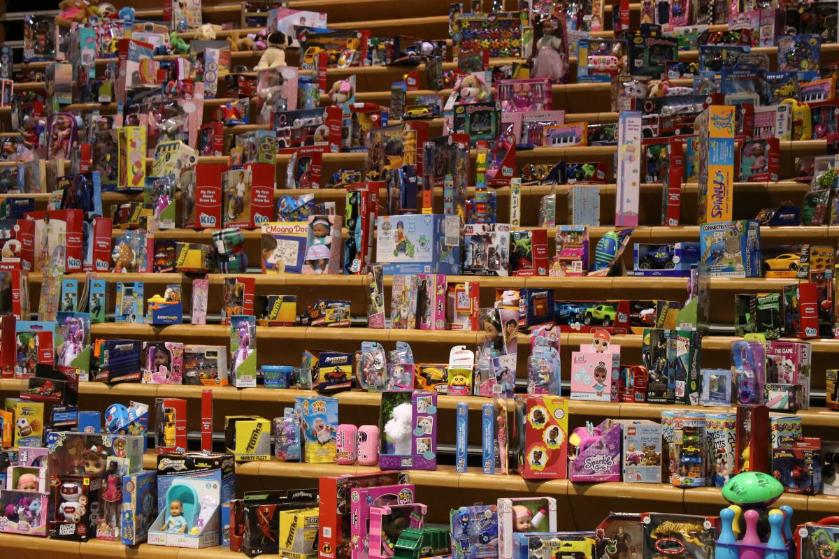 2018 Radio One Toy Drive Distribution
