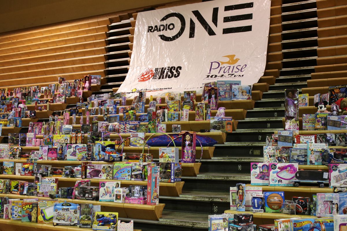 2018 Radio One Toy Drive Distribution