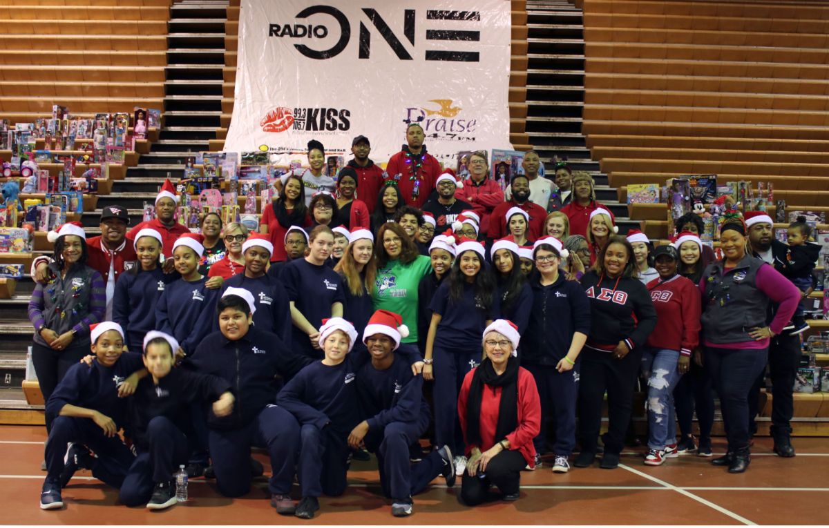 2018 Radio One Toy Drive Distribution