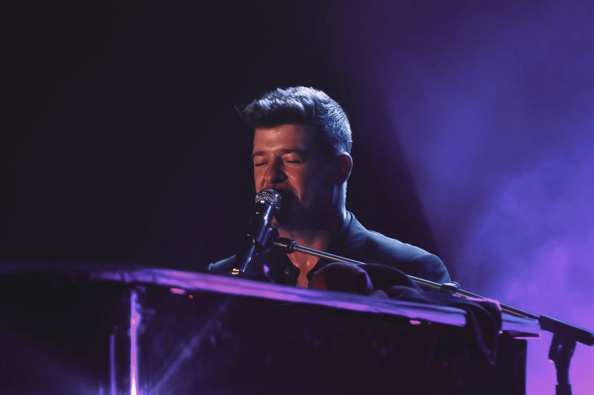 Stone Soul 2019 -- Robin Thicke
