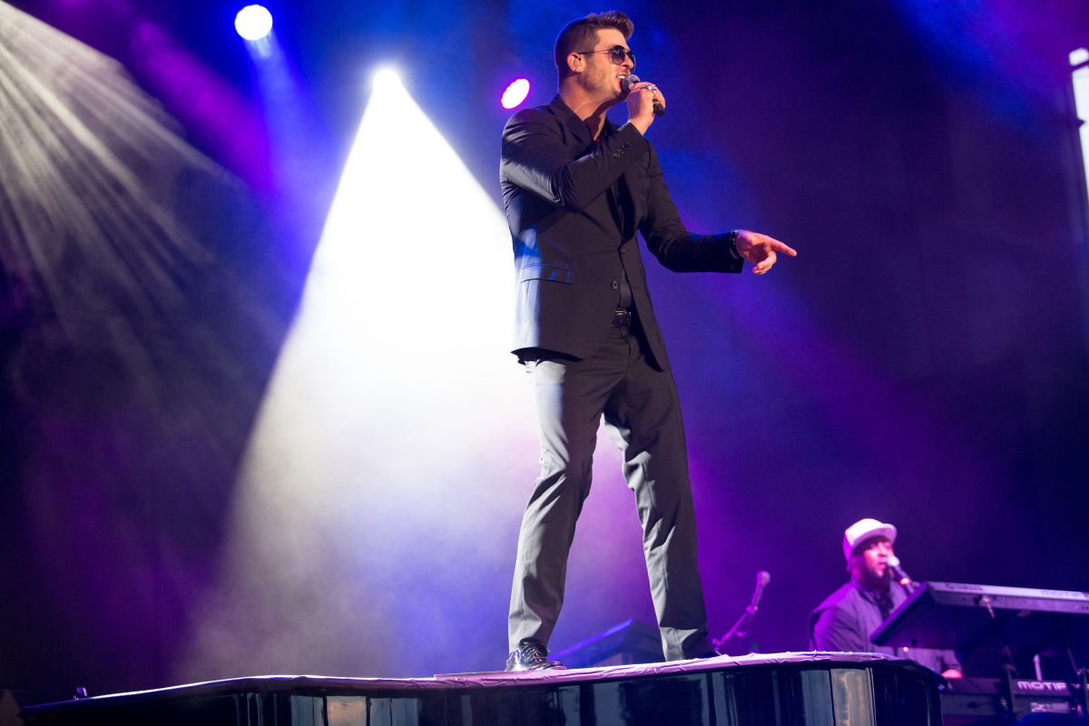 Stone Soul 2019 -- Robin Thicke