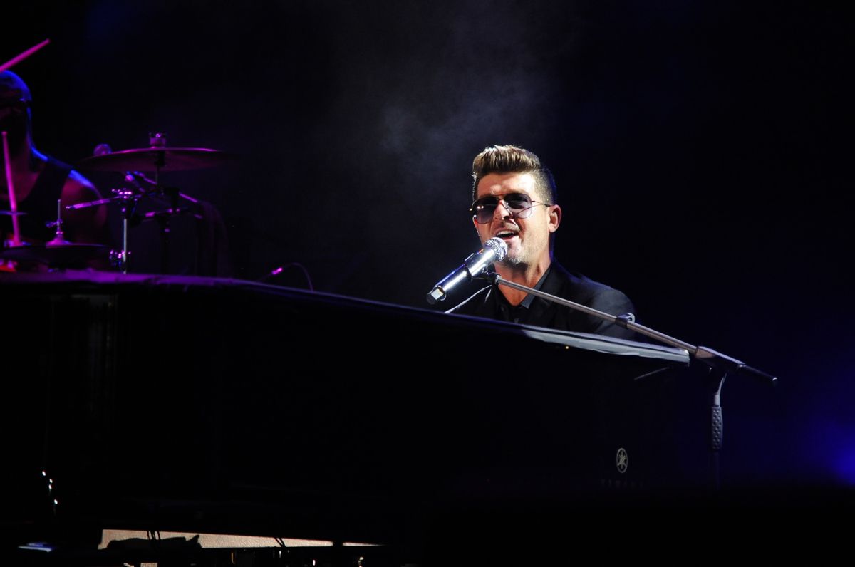 Stone Soul 2019 -- Robin Thicke